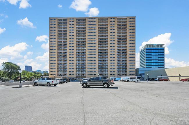 APT-511 - 3883 Turtle Creek Blvd, Condo with 1 bedrooms, 1 bathrooms and null parking in Dallas TX | Image 11