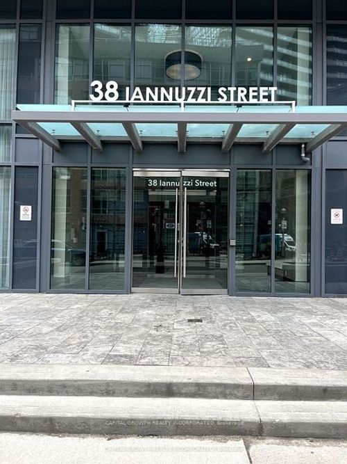 902-38 Iannuzzi St, Toronto, ON, M5V0S2 | Card Image