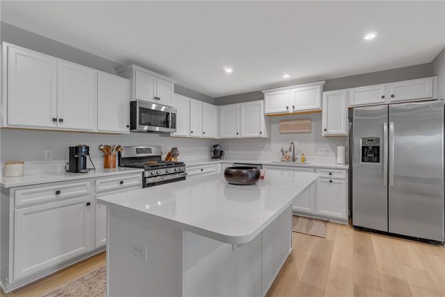 109 Jessica Court, House other with 3 bedrooms, 2 bathrooms and 2 parking in Chippewa Twp PA | Image 6