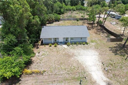 7823 Marx Dr, NORTH FORT MYERS, FL, 33917-1923 | Card Image