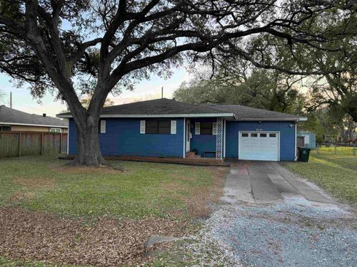 3849 Charles Ave, Groves, TX, 77619-3641 | Card Image