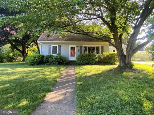 224 Long Ln, West Chester, PA, 19380-4746 | Card Image
