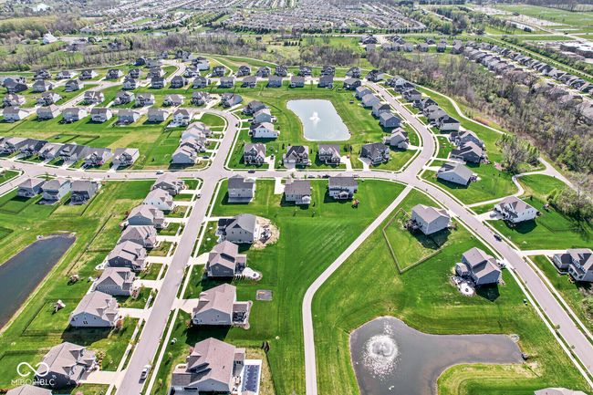 12894 Corydon Dr, House other with 4 bedrooms, 4 bathrooms and null parking in Fishers IN | Image 56