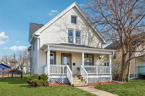 846 15th St Se, Cedar Rapids, IA, 52403-2517 | Card Image