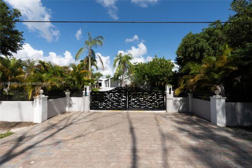 6297 Nw 69th Way, Parkland, FL, 33067-1343 | Card Image