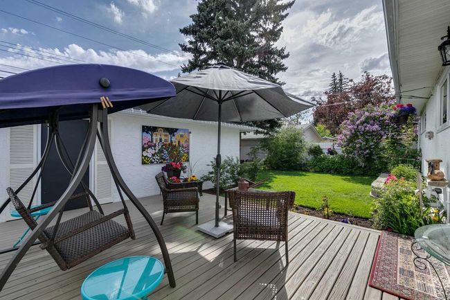 9559 Assiniboine Rd Se, House other with 4 bedrooms, 2 bathrooms and 2 parking in Calgary AB | Image 26