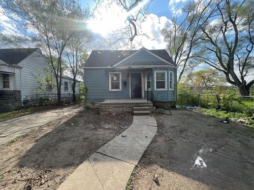 7839 Clayburn St, Detroit, MI, 48228-4216 | Card Image