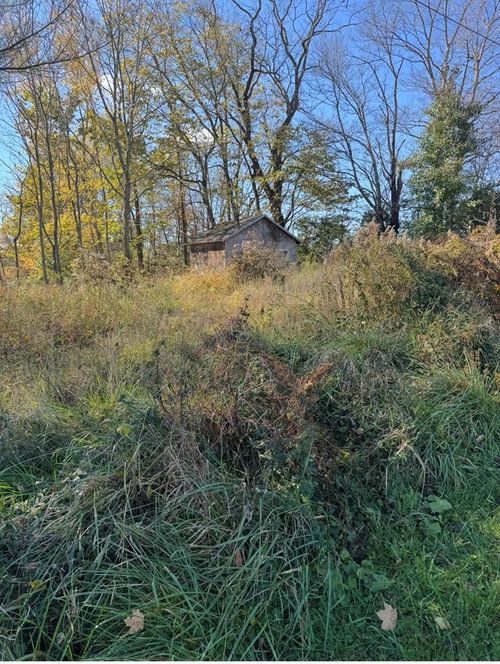 989 Howard Rd, Waverly, OH, 45690-9050 | Card Image