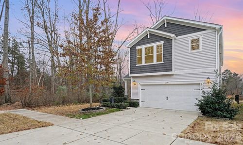 6220 Hailstone Rd, Charlotte, NC, 28215-2889 | Card Image