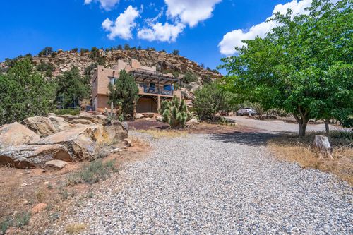 994 W Foothill Dr, Apple Valley, UT, 84737-4877 | Card Image