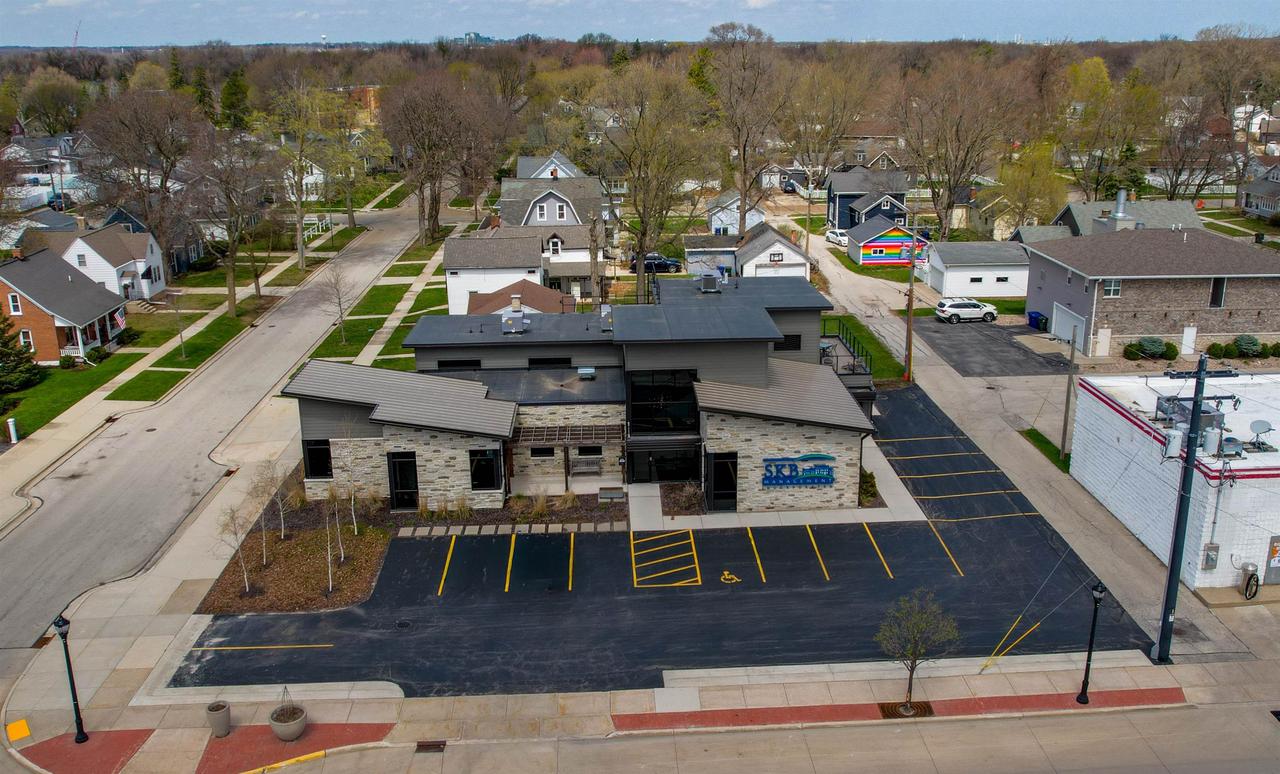 805 George St, De Pere, WI 54115