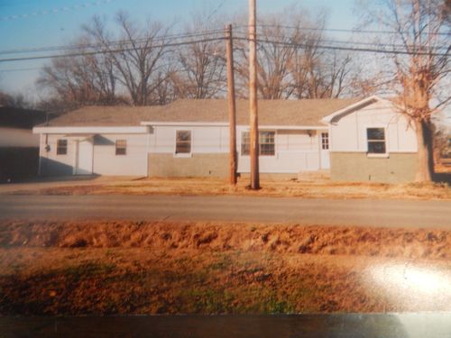 307 C St, Paragould, AR, 72450-3106 | Card Image