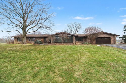 2827 Fairway Dr, Saline, MI, 48176-9542 | Card Image