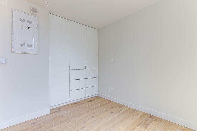 704 - 239 Keefer St, Condo with 1 bedrooms, 1 bathrooms and null parking in Vancouver BC | Image 14