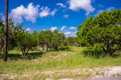 522 Deer Run Pass, Home with 0 bedrooms, 0 bathrooms and null parking in Canyon Lake TX | Image 1