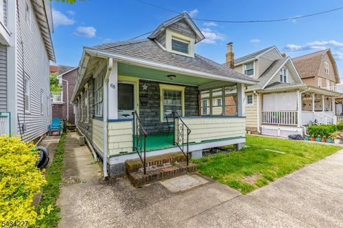 68 Franklin Ave, Ocean Grove, NJ, 07756-1118 | Card Image