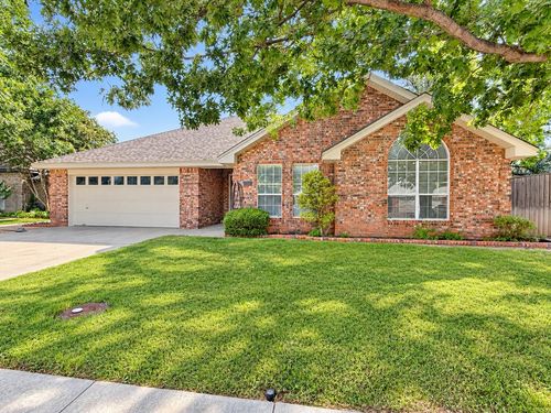 3705 Edgemont Dr, Midland, TX, 79707-4223 | Card Image