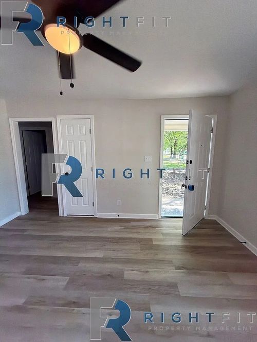 3114 Anthony Dr, Texarkana, TX, 75503-3210 | Card Image