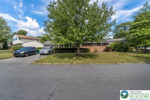 1515 Butternut Ln, MACUNGIE, PA, 18062-9417 | Card Image