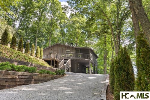 430 Bright Mountain Road, Cullowhee, NC, 28723 | Card Image