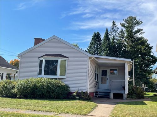 770 6th Ave S, Park Falls, WI, 54552-1030 | Card Image
