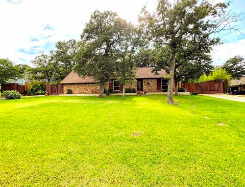 1212 Vera Ln, Kennedale, TX, 76060-6002 | Card Image