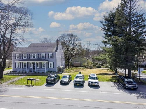 apt-2-220 Walsh Ave, New Windsor, NY, 12553-5735 | Card Image