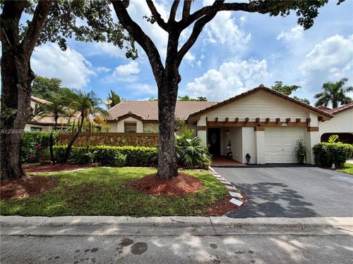 2136 Austin, Weston, FL, 33326-2307 | Card Image
