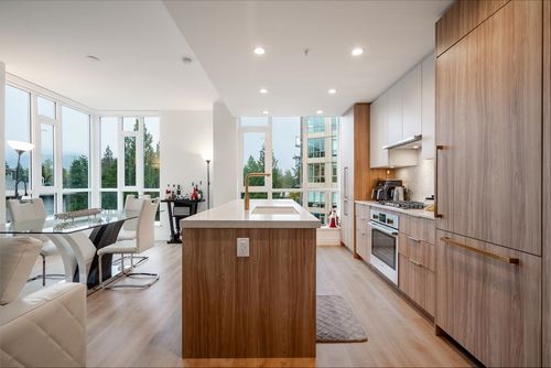 303-2375 Emery Crt, North Vancouver, BC, V7J0E9 | Card Image