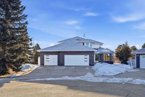 5-62 62 Street Close, Stettler, AB, T4K1G3 | Card Image