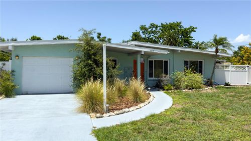 2215 Alvarado Ln, SARASOTA, FL, 34231-4209 | Card Image