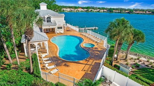 x101-2530 Citrus Lake Dr, NAPLES, FL, 34109-7680 | Card Image