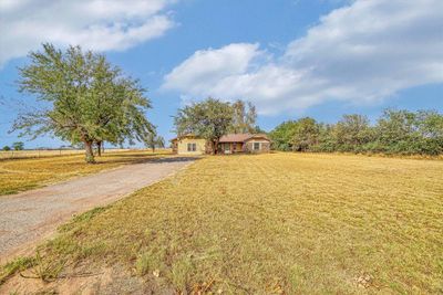 20477 E County Road 158, House other with 3 bedrooms, 2 bathrooms and null parking in Altus OK | Image 2