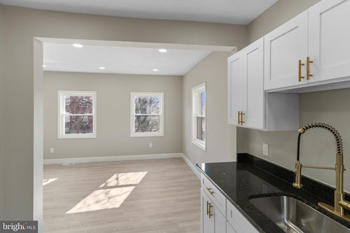 500 Baltic Ave, BALTIMORE, MD, 21225-2079 | Card Image