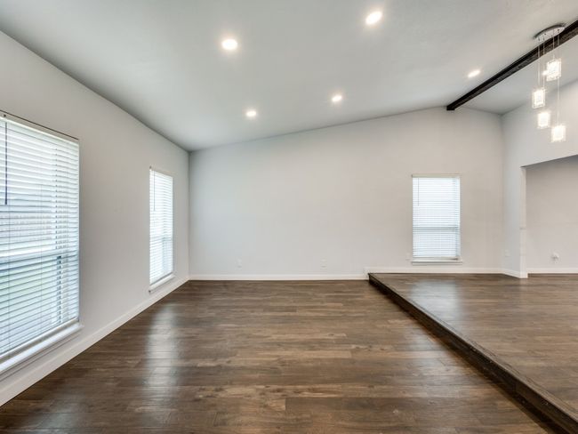 1510 California Trl, House other with 4 bedrooms, 2 bathrooms and null parking in Plano TX | Image 4
