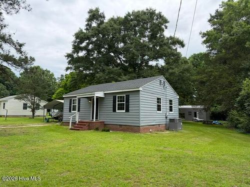 1044 Earle St, Thomson, GA, 30824-7231 | Card Image