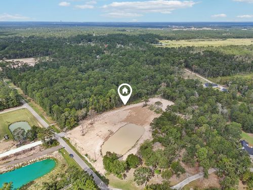 18471 Country Place Dr, Conroe, TX, 77302-6449 | Card Image