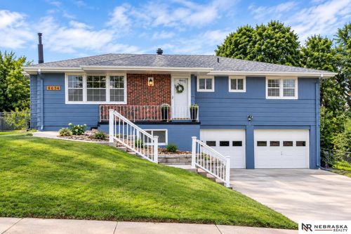 6634 Nebraska Ave, Omaha, NE, 68104-1049 | Card Image