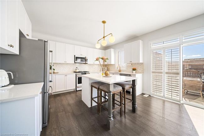 4 Samuel Cres, House other with 4 bedrooms, 4 bathrooms and 4 parking in Springwater ON | Image 12