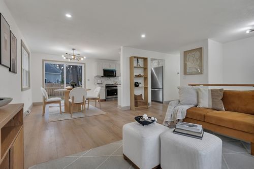 40 Brick Kiln Rd, North Attleboro, MA, 02760-1842 | Card Image