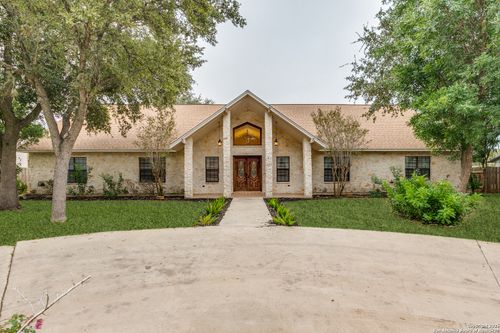 1505 30th St, Hondo, TX, 78861-3407 | Card Image