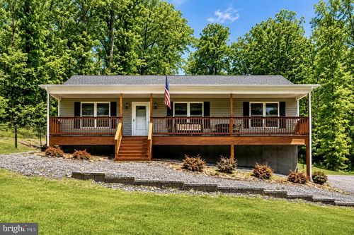227 Mountain Heights Rd, FRONT ROYAL, VA, 22630-5571 | Card Image