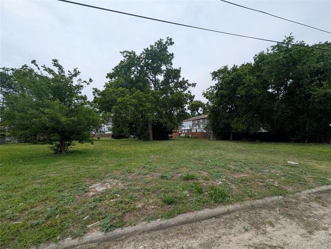 3017 Simmons St, Home with 0 bedrooms, 0 bathrooms and null parking in Houston TX | Image 7