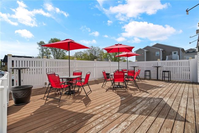 659 Killingly St, Home with 2 bedrooms, 3 bathrooms and 30 parking in Johnston RI | Image 5