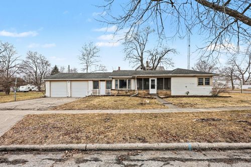 102 Tyrrell St, Clinton, MI, 49236-9513 | Card Image