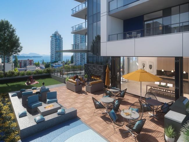 1304 - 1588 Johnston Road, Condo with 2 bedrooms, 2 bathrooms and 2 parking in White Rock BC | Image 3