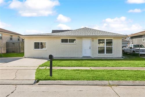 1608 Redwood Dr, Harvey, LA, 70058-3545 | Card Image