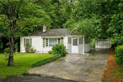 4742 West Dr, Forest Park, GA, 30297-1353 | Card Image