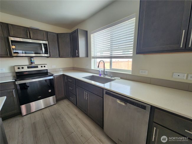 Kitchen | Image 9