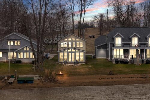 468 Pentecost Hwy, Onsted, MI, 49265-9603 | Card Image